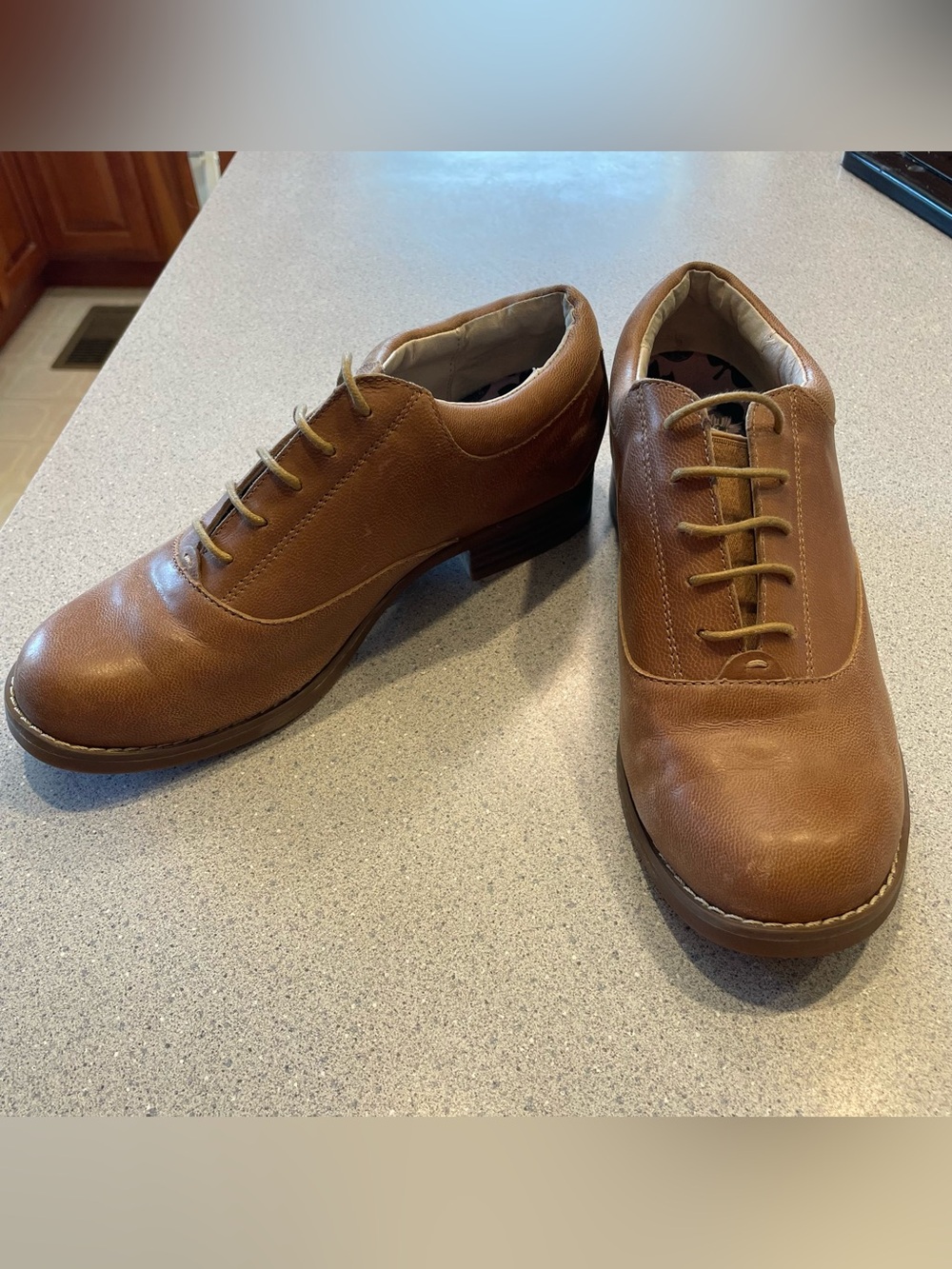 REVITALIGN Women's Lace-Up Flats in Brown